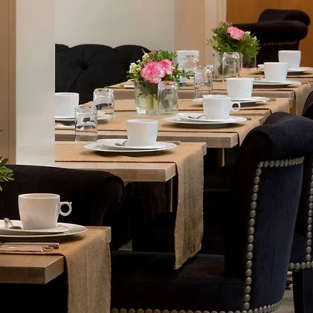Hotel Le 18 Paris