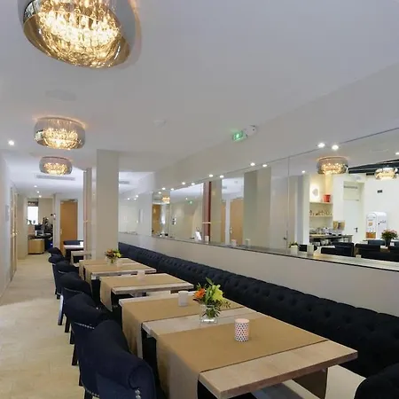 Dalila Hotel 3*