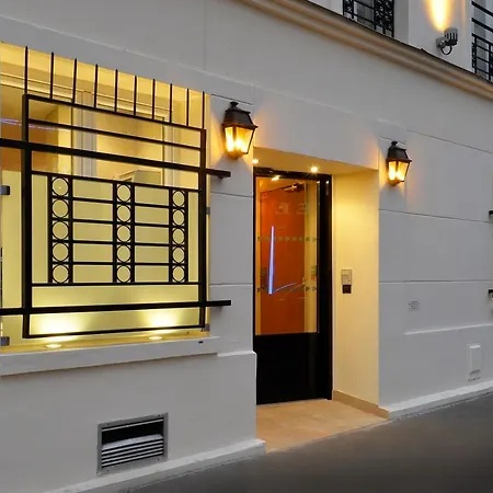 Dalila Hotel 3*